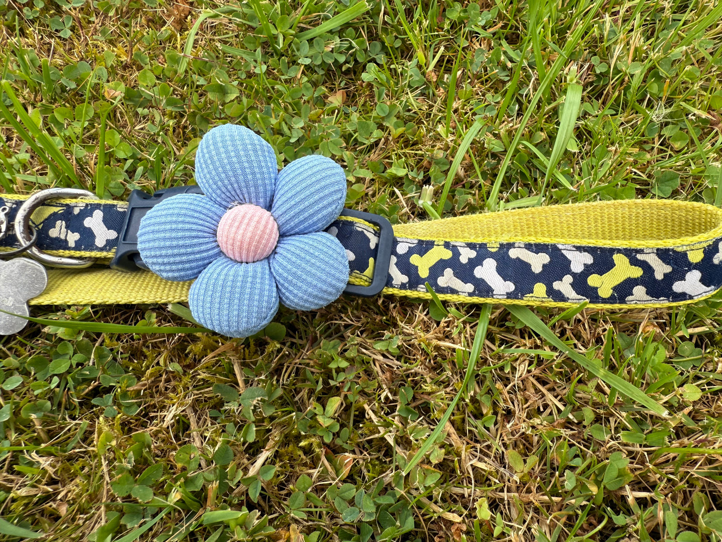 Handmade Dog Collar Flower