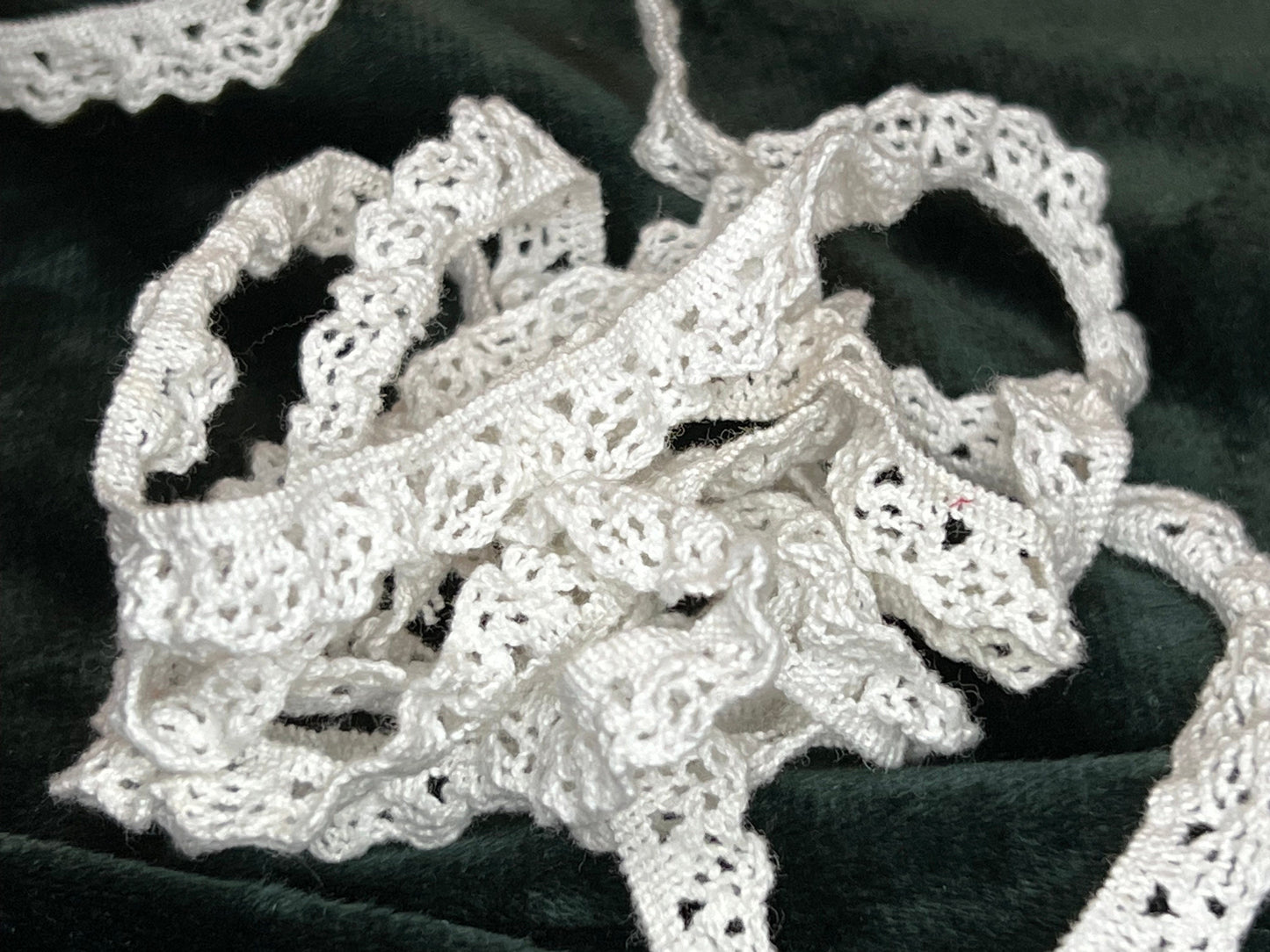 White cotton elastic lace trim