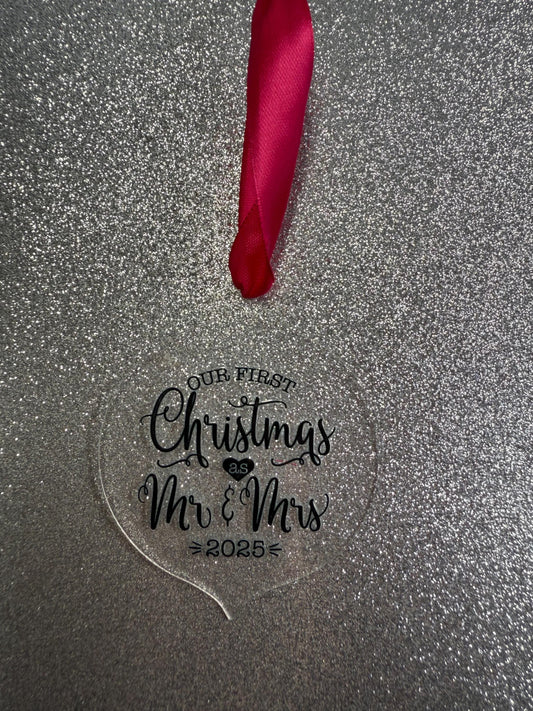 First Christmas as Mr and Mrs Tree Decoration – First Christmas Ornament – wedding Gift – Personalised Ornament – 2025 Keepsake
