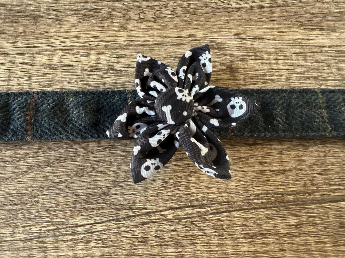 Spooky Halloween Dog Collar Flower | Limited Edition Fabric Pet Accessory | Handmade Collar Decoration for Dogs