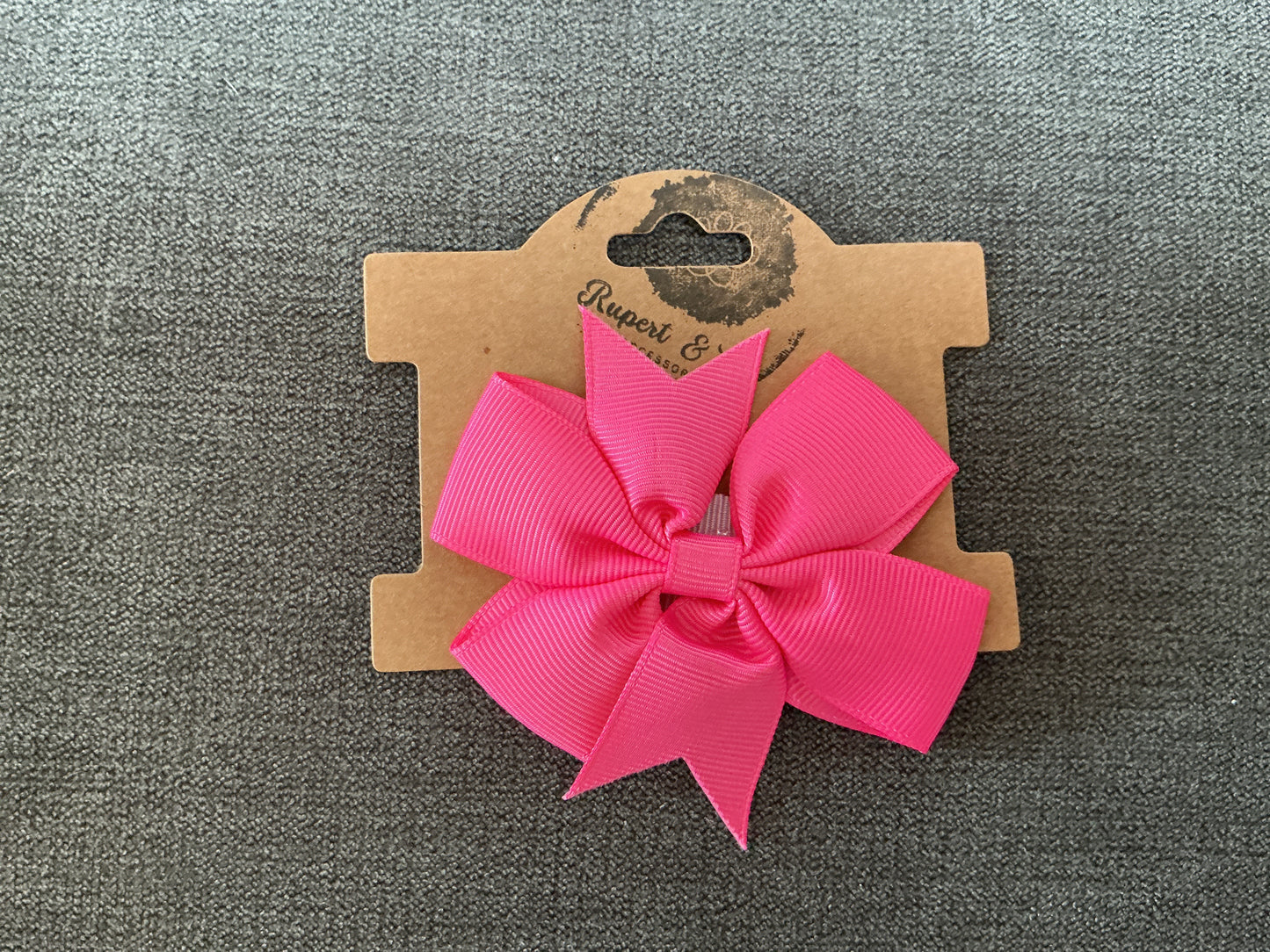 The Collar Blossom solid colour