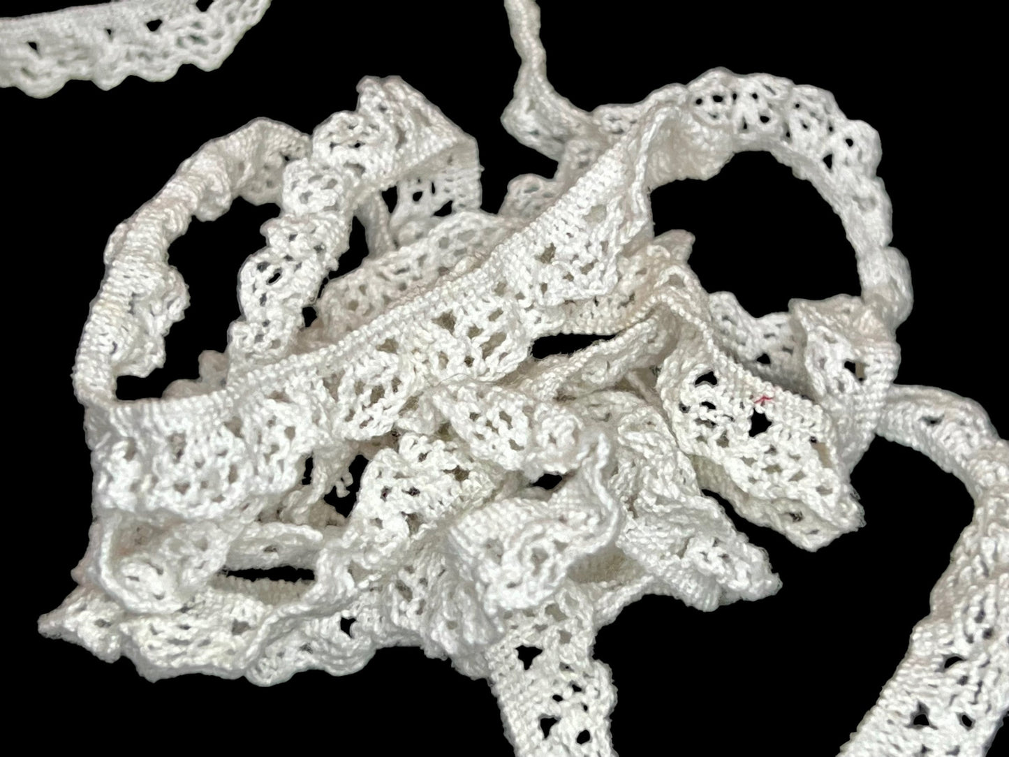 White cotton elastic lace trim