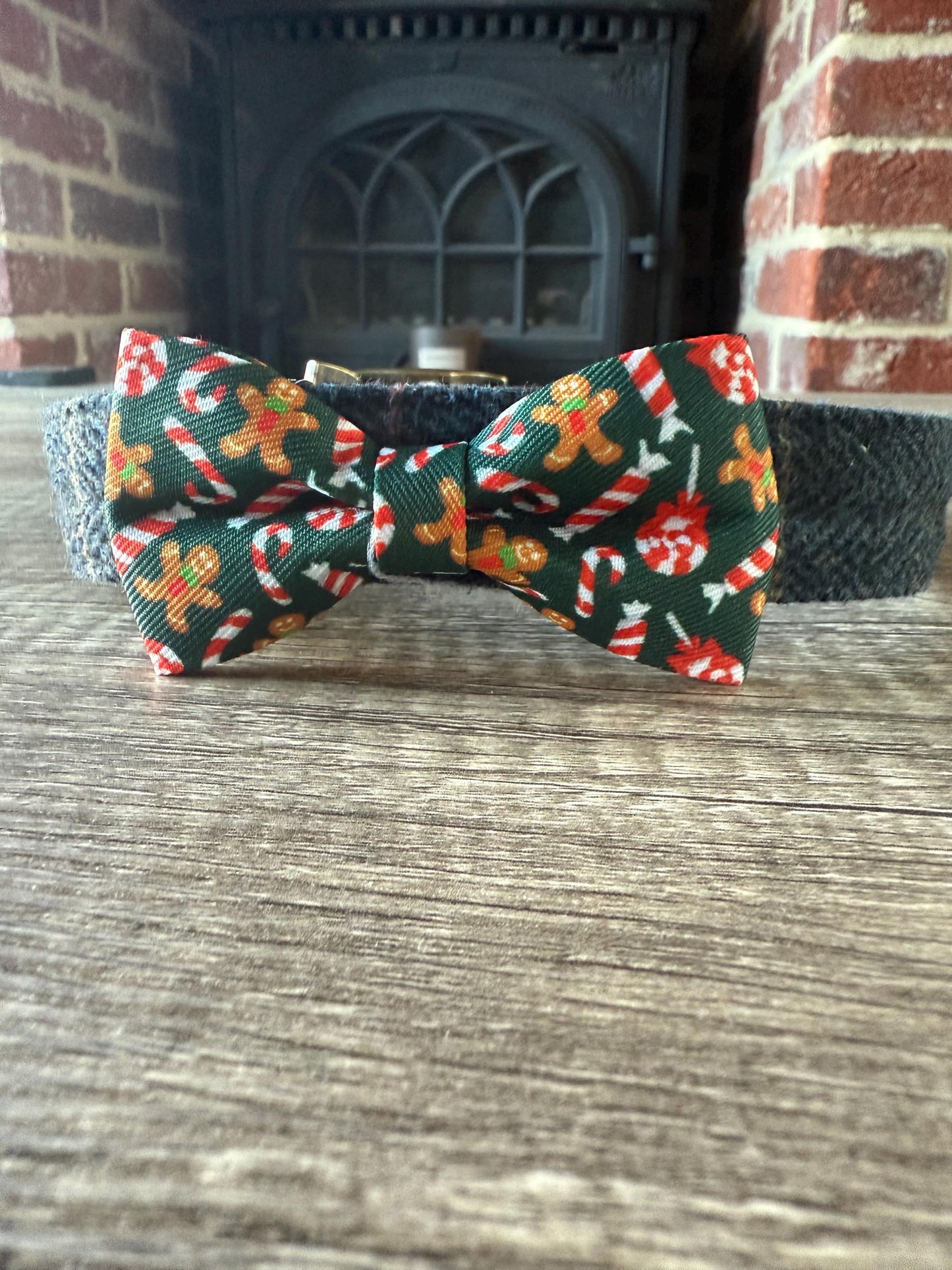 Christmas Dog Collar Bow Tie