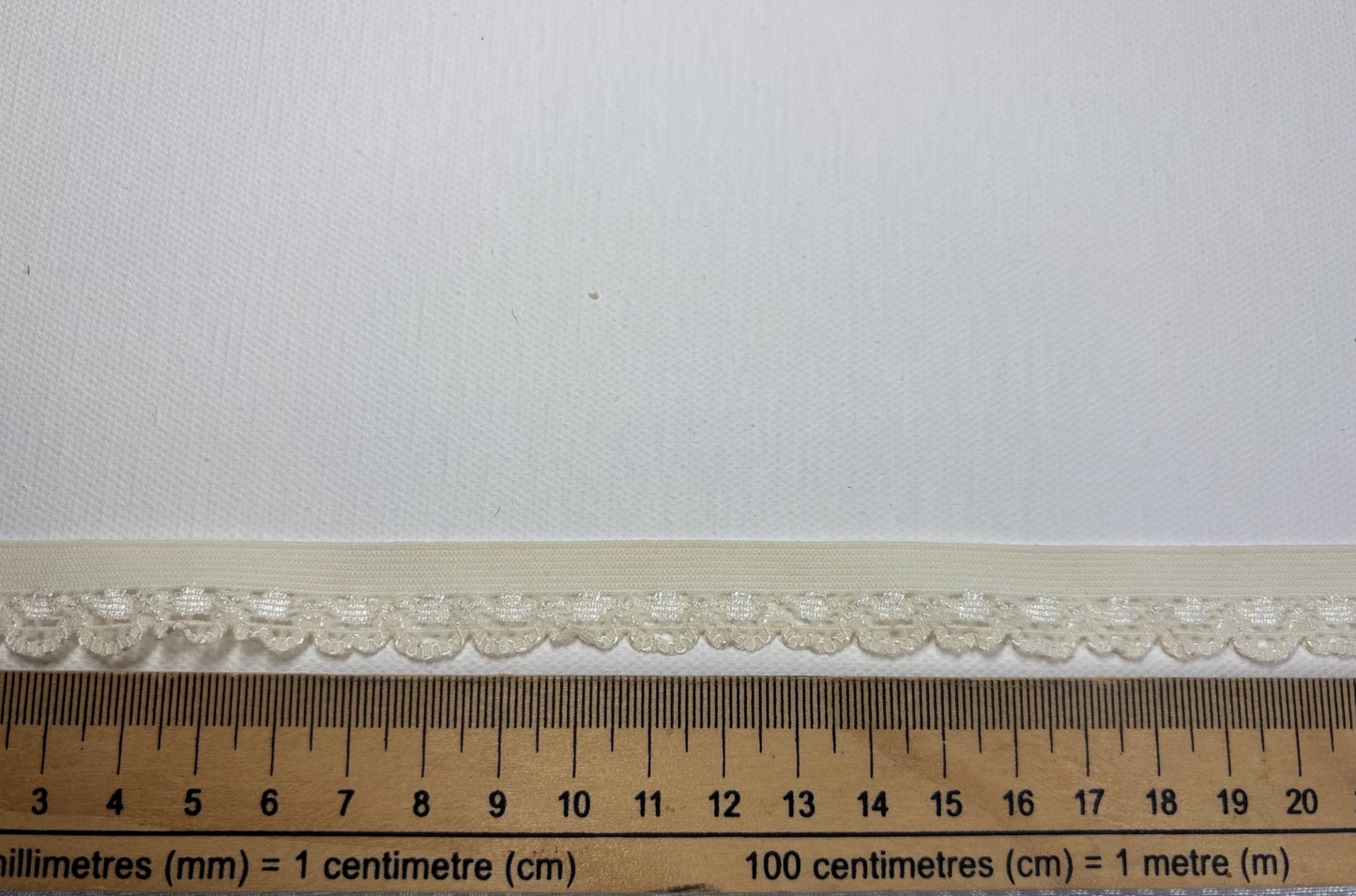 Vintage Ivory Floral Stretch Lace Trim: Sewing & Craft Embellishment