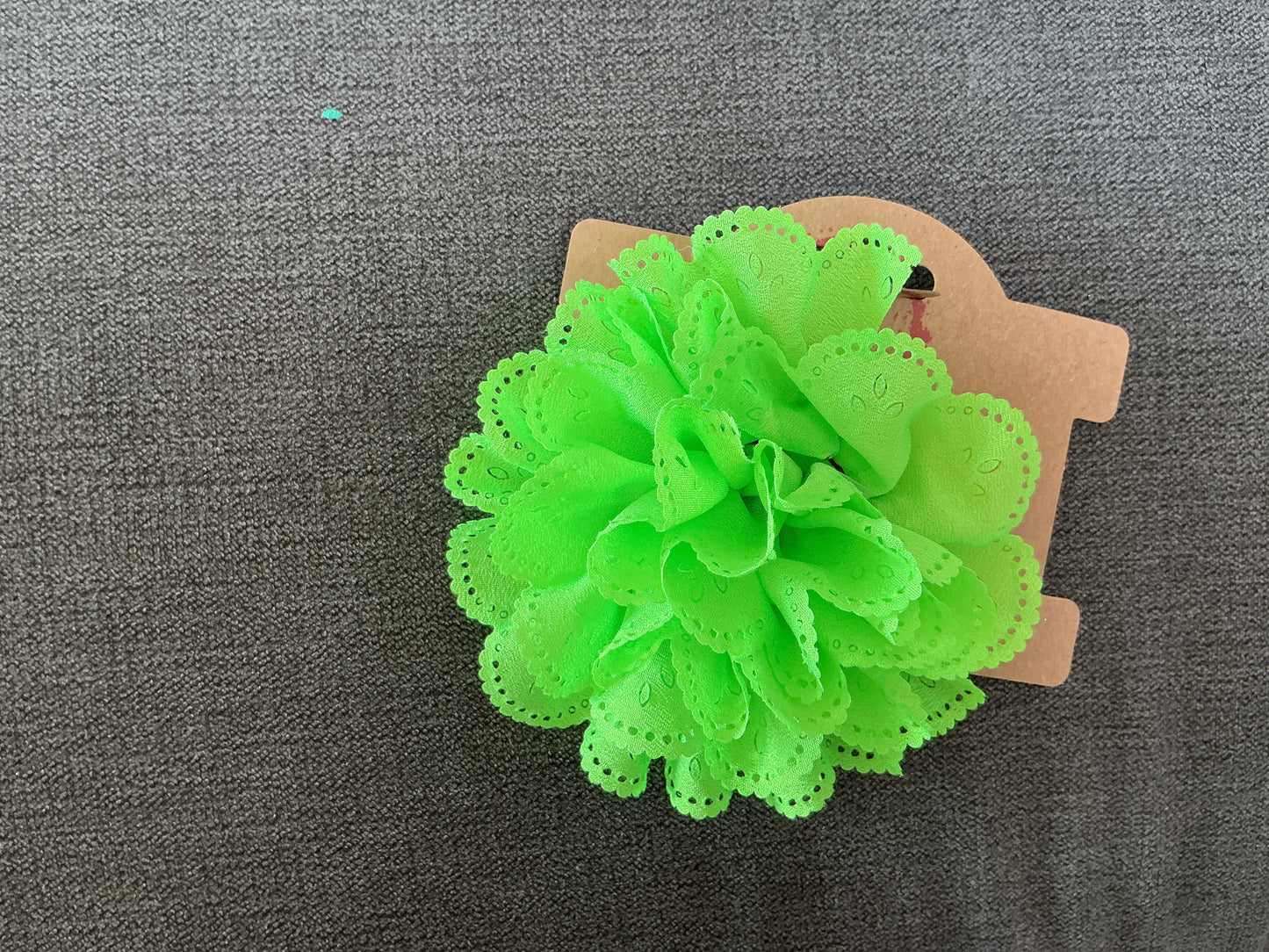 9cm Large textured Chiffon Dog Collar Flower – Elegant Removable Floral Accessory
