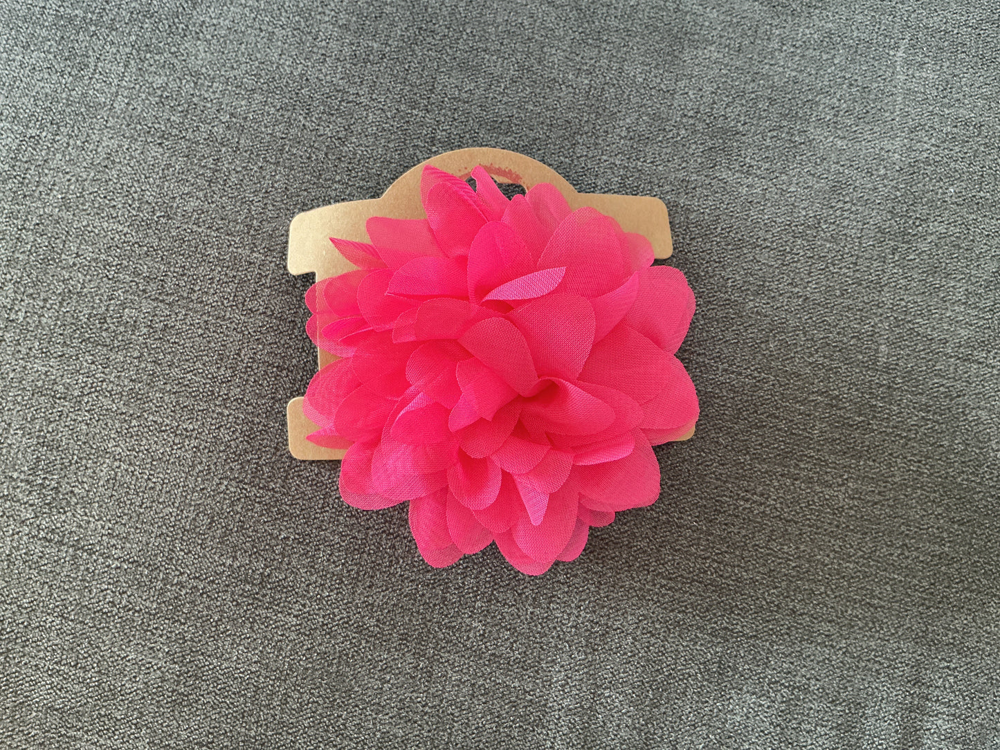 9.5cm Large Chiffon Dog Collar Flower – Elegant Removable Floral Accessory