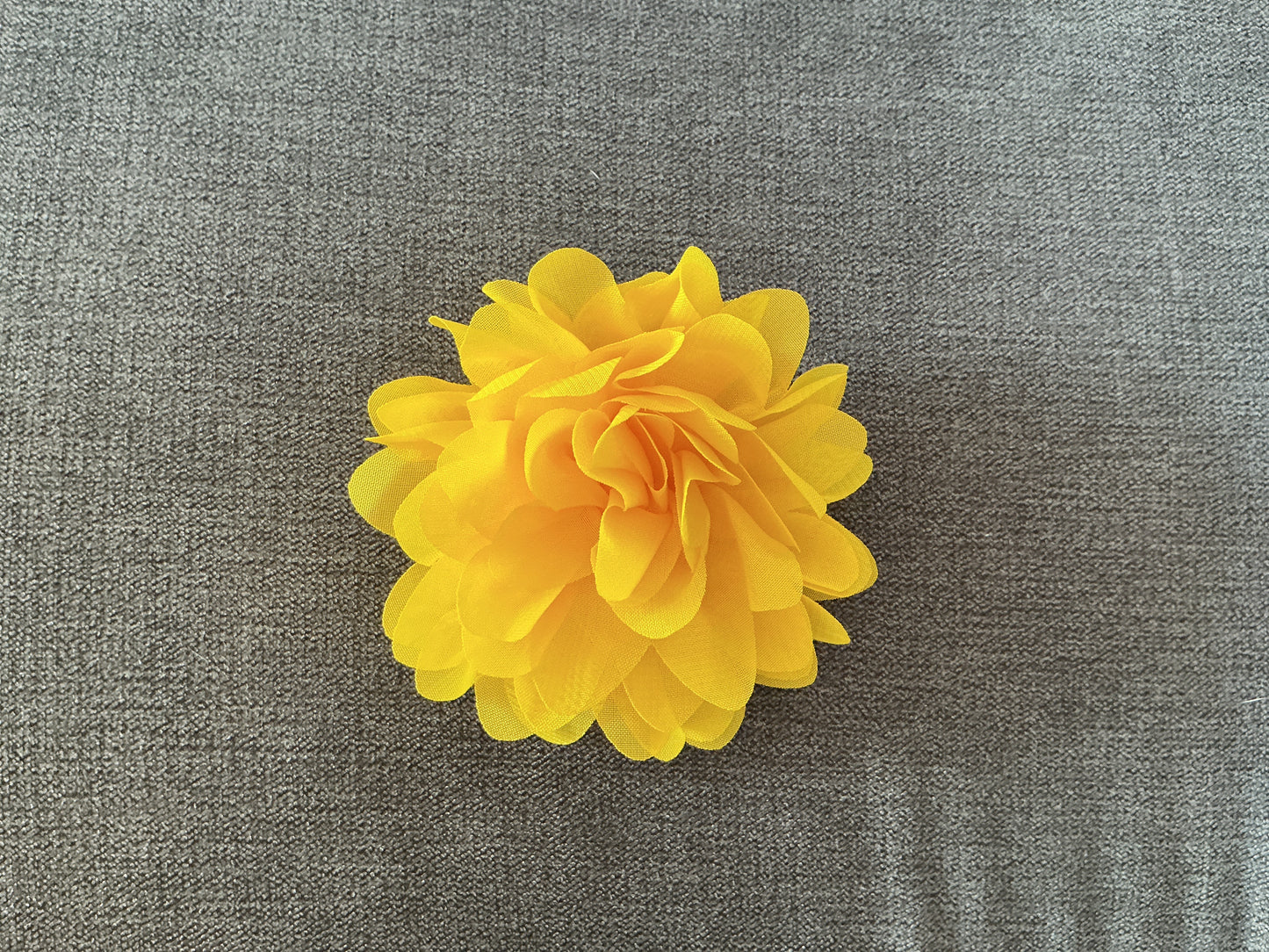 9.5cm Large Chiffon Dog Collar Flower – Elegant Removable Floral Accessory