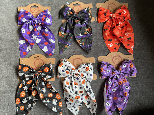 Spooky Halloween Dog Collar bow | Limited Edition Fabric Pet Accessory | Handmade Collar Decoration for Dogs