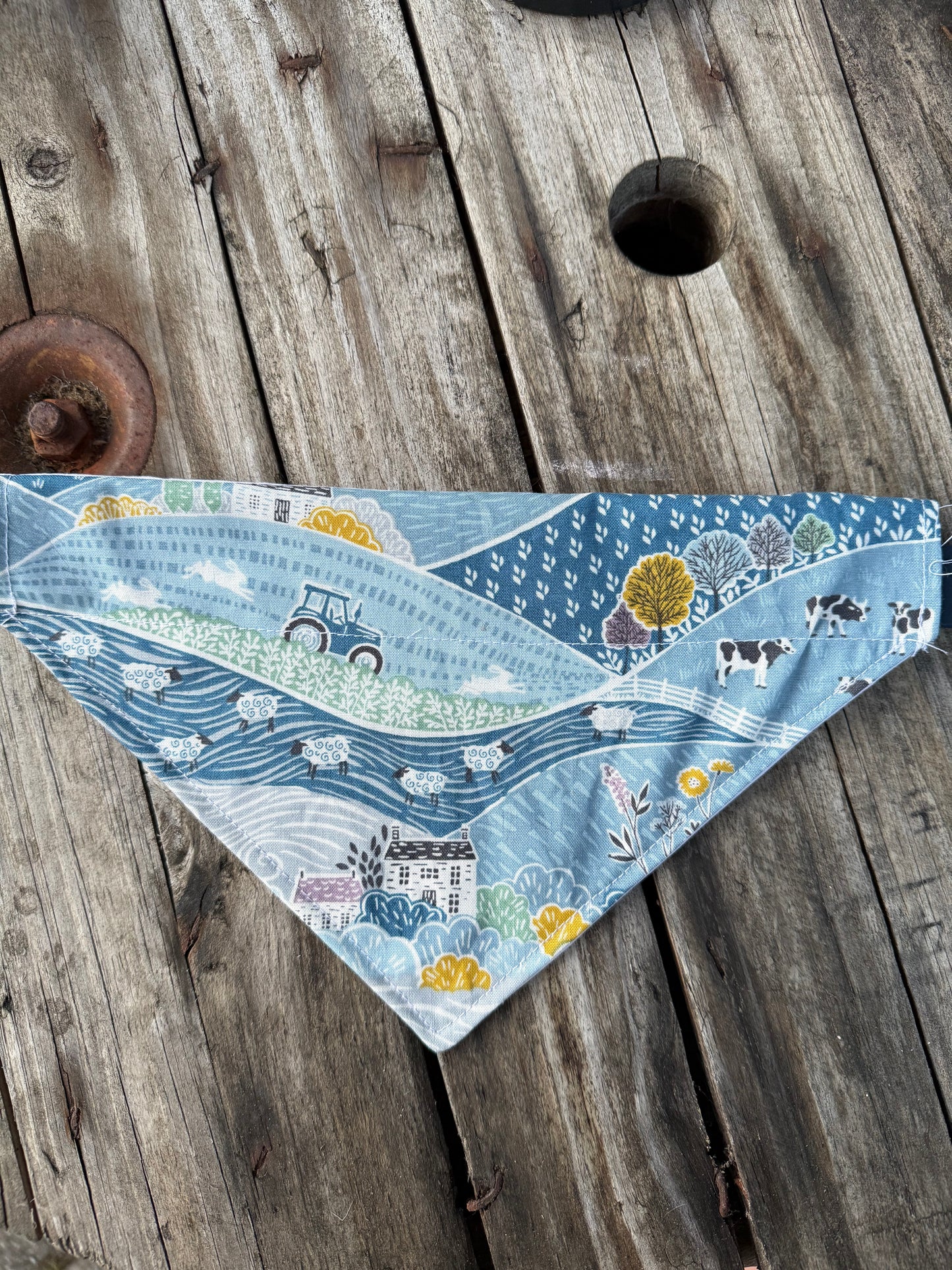 Farm Dog Bandana, 100% Cotton Dog Bandana, Farmhouse Pet Scarf, Country Dog Bandana, Rural Puppy Accessory, Cute Dog Gift, Farm Dog Gift