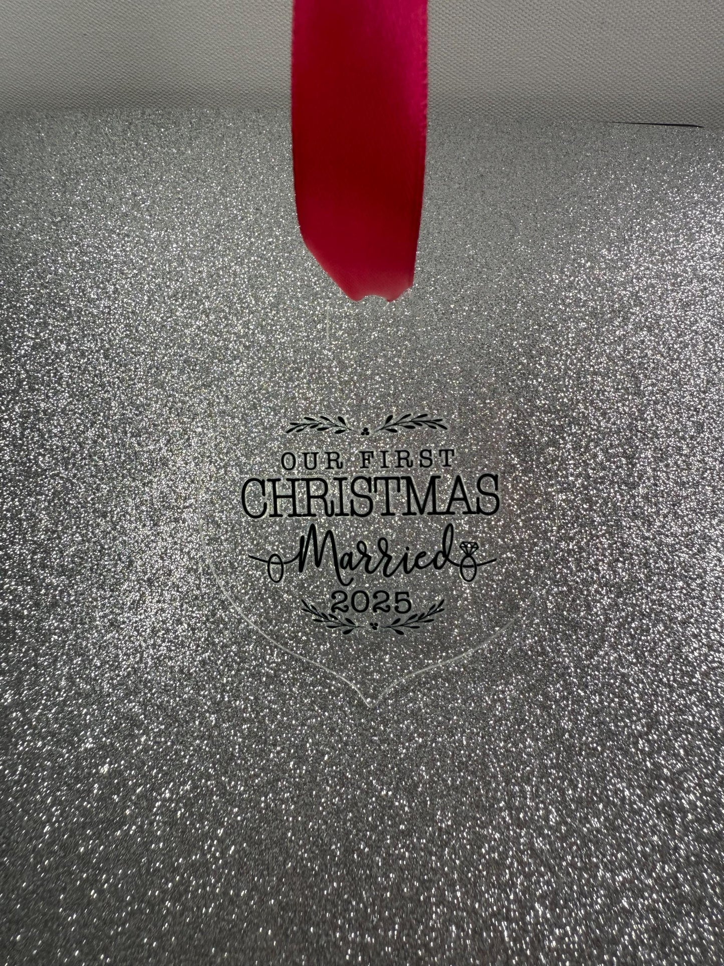 First Christmas married Tree Decoration – Couples Christmas –  Gift – Personalised 2025 Keepsake - Couples gift