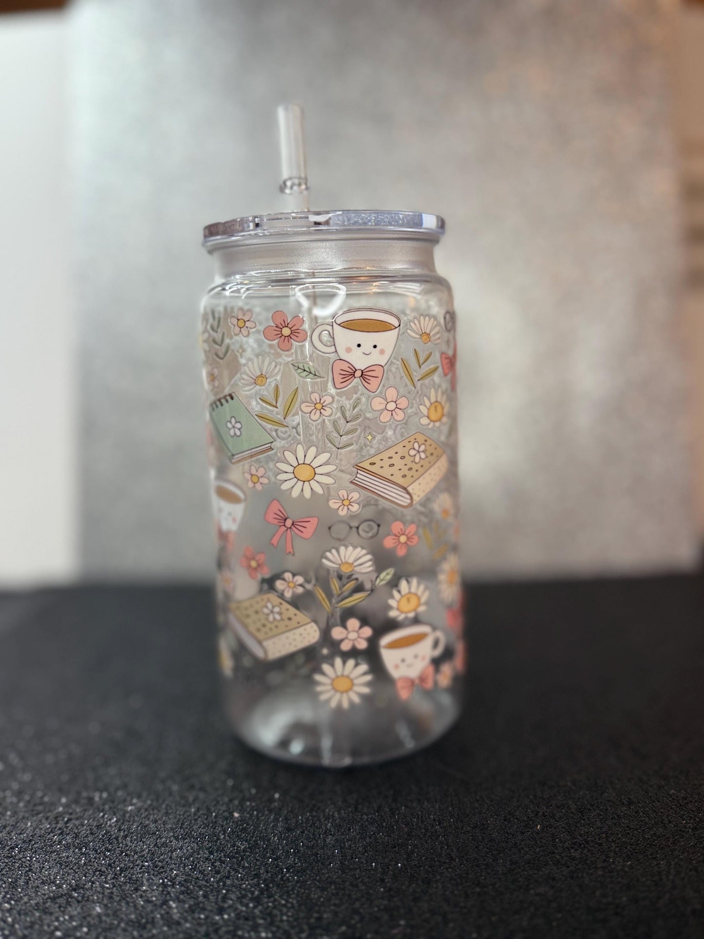 Books and Tea Cold Cup