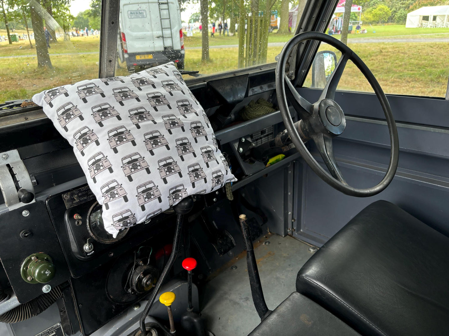 Handmade Land Rover Defender Cushion: Classic British Car