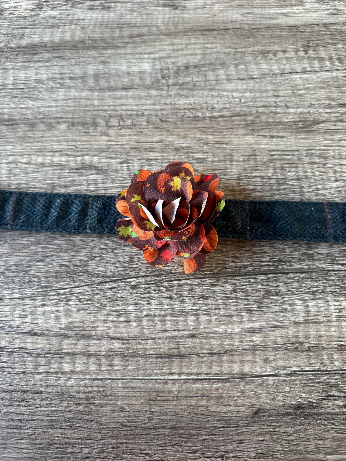 Autumn Dog Collar Flower | Limited Edition Pet Accessory | Autumnal Fabric Flower for Dog Collars | Handmade Seasonal Pet Decoration UK